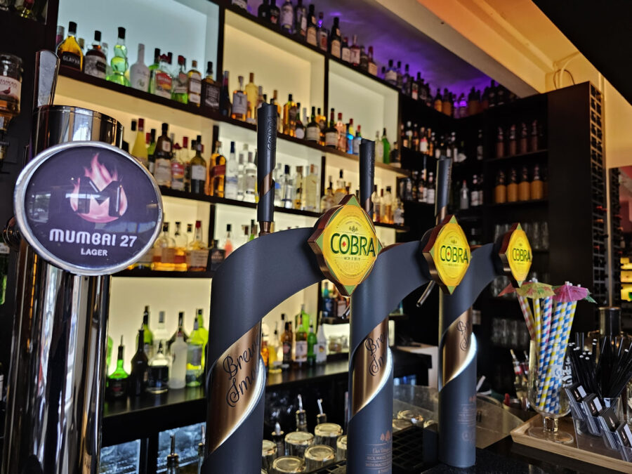 Cobra on draught